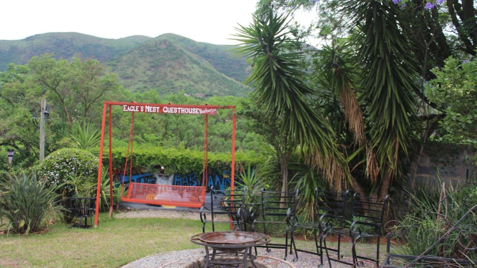 Eagle'S Nest Hotel บาร์เบอร์ตัน ภายนอก รูปภาพ